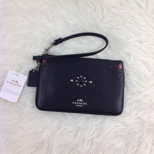 Coach 56530 western rivets small wristlet black